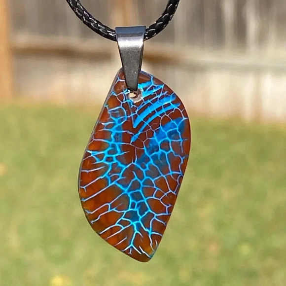Gorgeous Handmade Blue Brown Dragon’s Vein Agate Slider Necklace - Picture 1 of 4